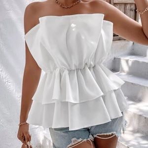 NWT, Lavishly Paris Women’s White Peplum Tube Top